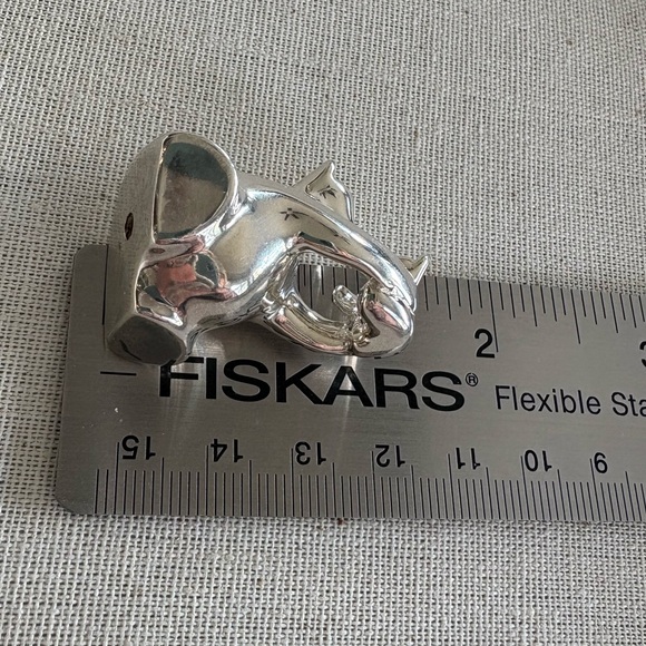 Silver Tone Mother and Baby Polar Bear Pendant - Picture 9 of 9